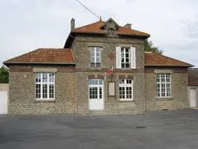 epaviste à proximité de Le Plessis-aux-Bois (77165)